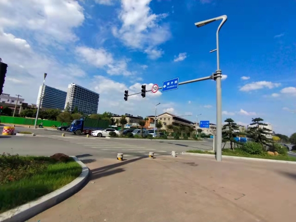 智慧合桿路燈09