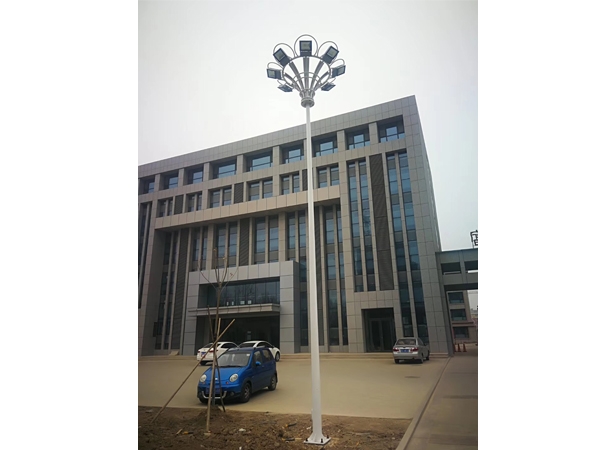 高桿燈安裝現場 (1)